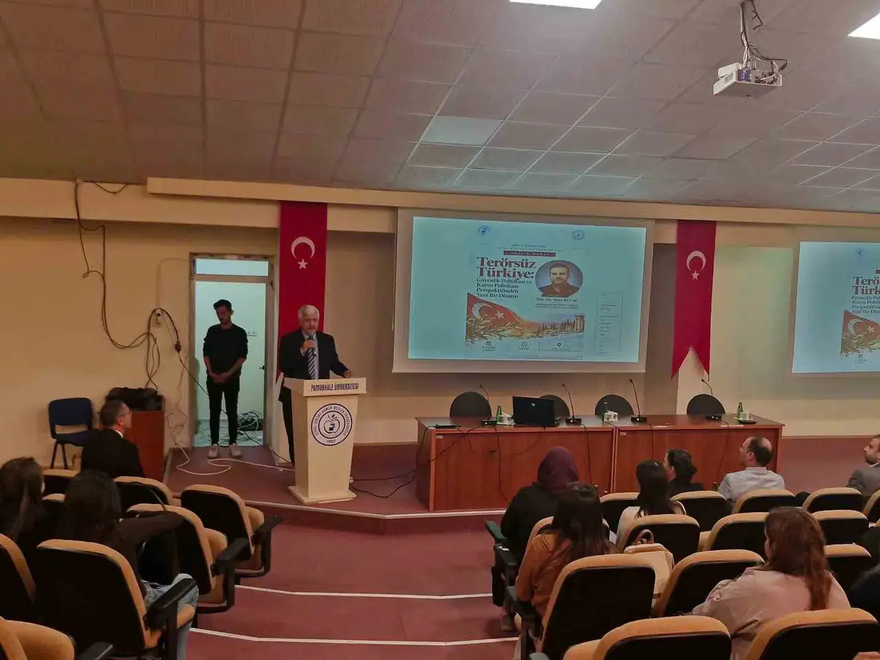Çivril Ziraat Fakültesi’nde akademik yıl terörsüz gelecek vizyonuyla açıldı