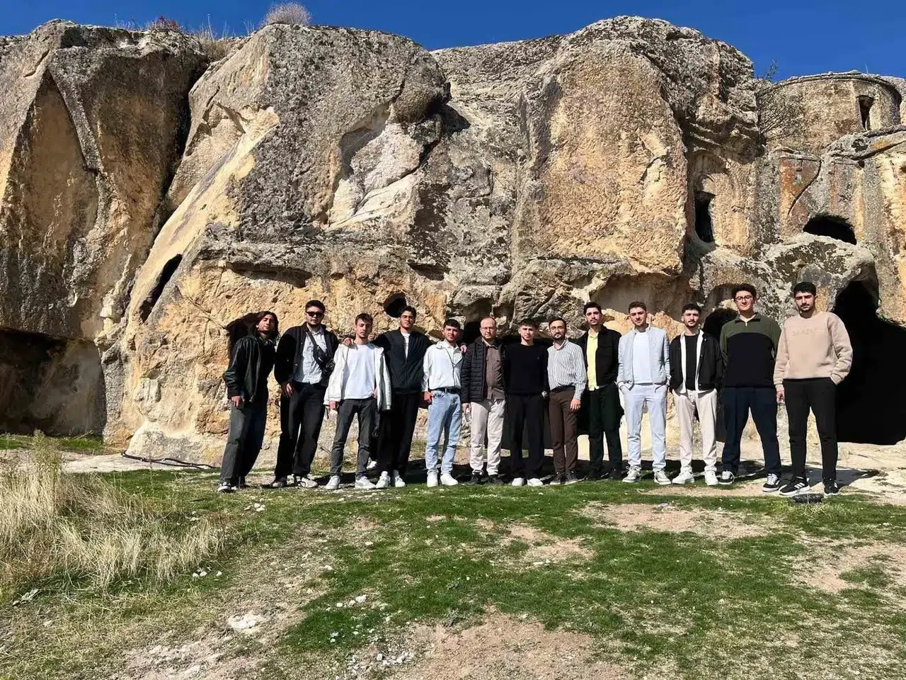 Emirdağlı öğrencilerden Afyonkarahisar’a tarih ve kültür yolculuğu