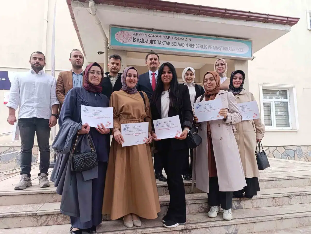 Bolvadinli eğitimcilerden Avrupa standartlarında başarı: Kalite etiketleri sahiplerini buldu