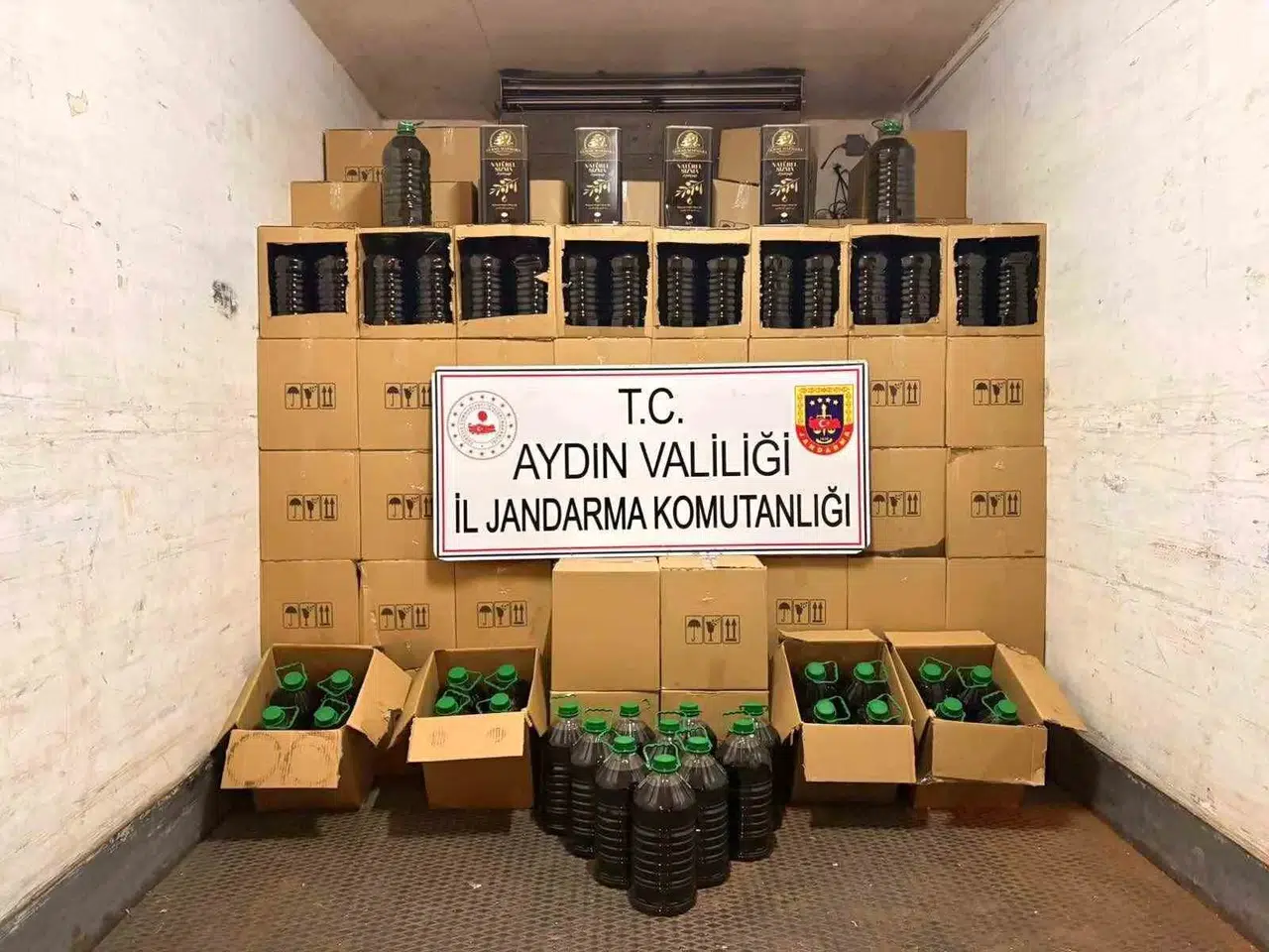 Aydın'da zehir tacirlerine jandarma engeli: Milyonluk vurgun önlendi