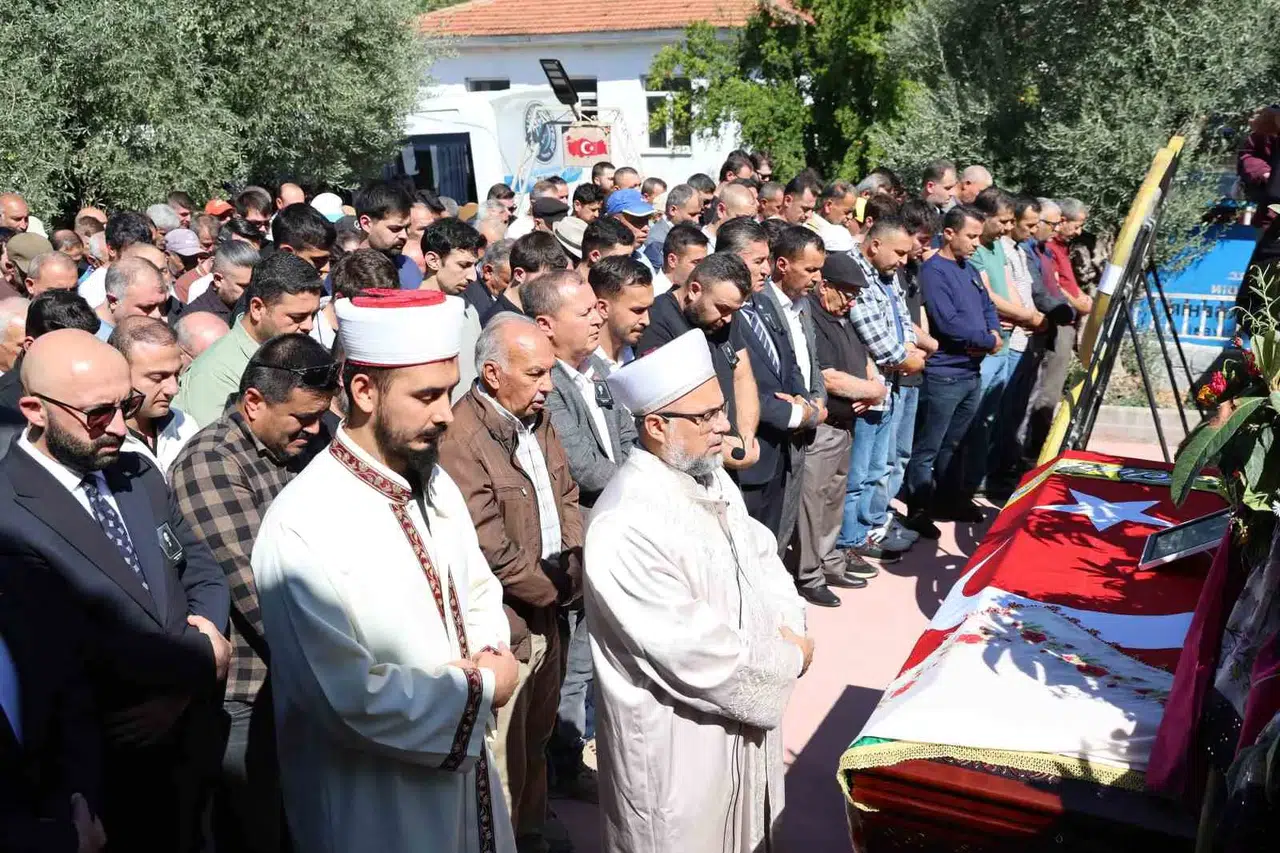 Portekiz’den gelen acı haber Aydın’ı yasa boğdu: Genç Melek toprağa verildi