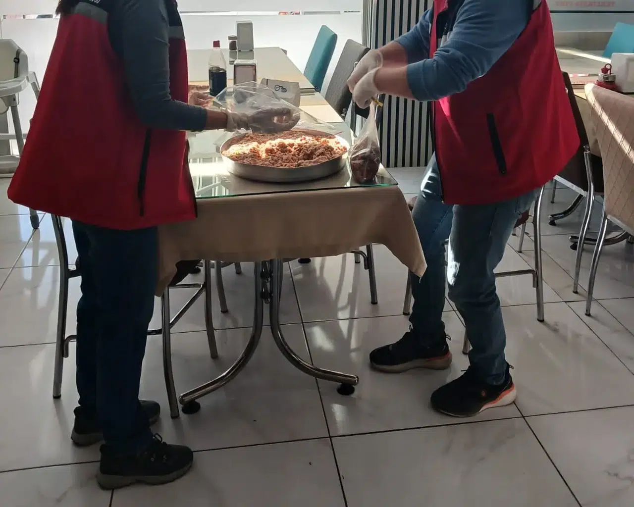 Uşak’ta sofralara sıkı denetim: Et ürünleri mercek altına alındı