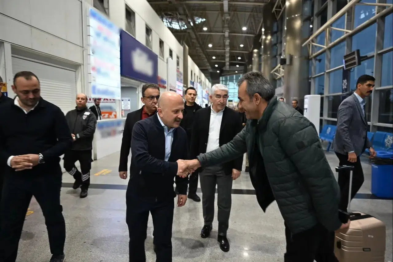 Aydın'da saha mesaisi: Vali Varol terminalin nabzını tuttu