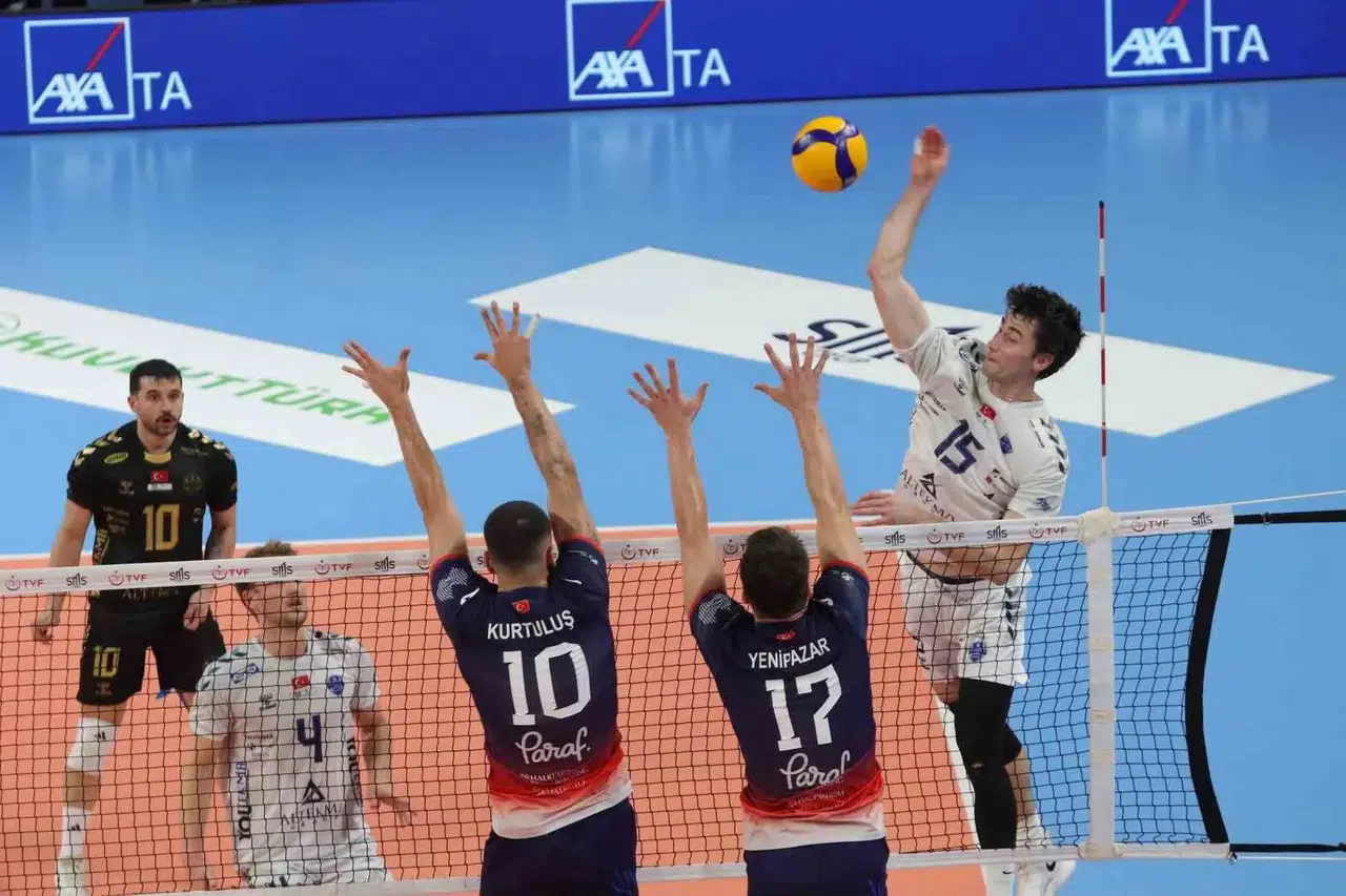 İzmir'de Halkbank rüzgarı: Altekma evinde set alamadı