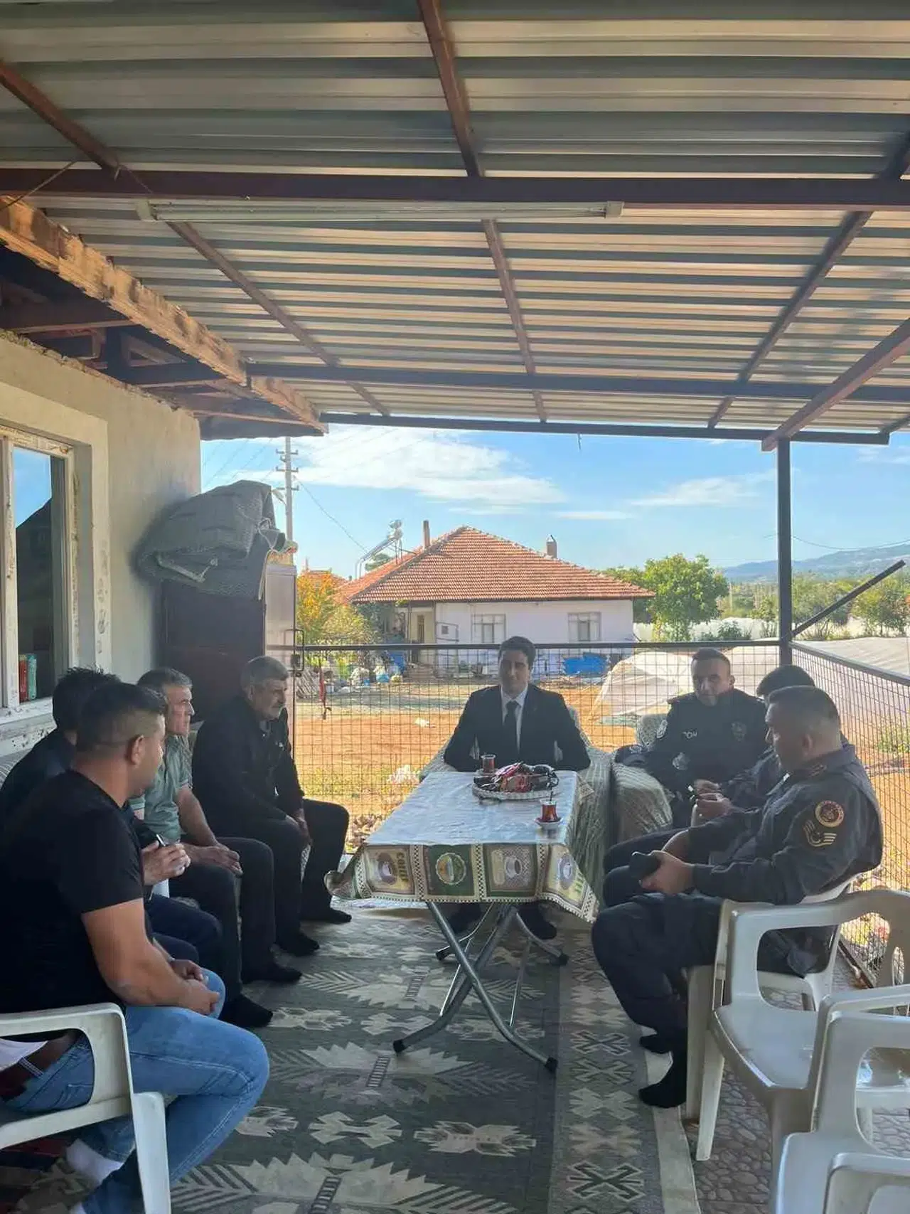 Beyağaç’ta öğrencisine sahip çıktı: Kaymakam Haydari’den anlamlı ziyaret