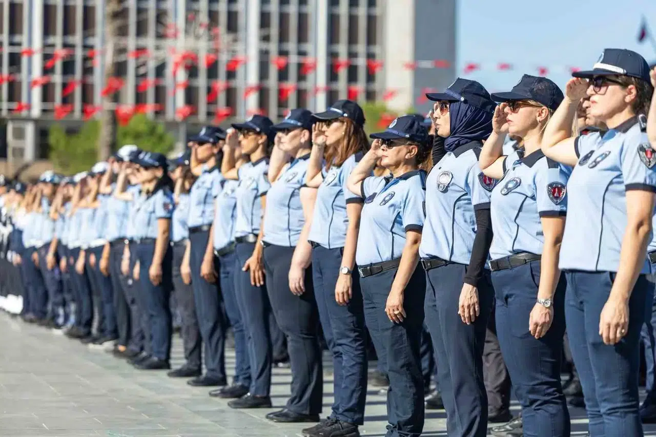 İzmir Büyükşehir Belediyesi zabıta kadrosunu genişletiyor: 90 yeni personel alınacak