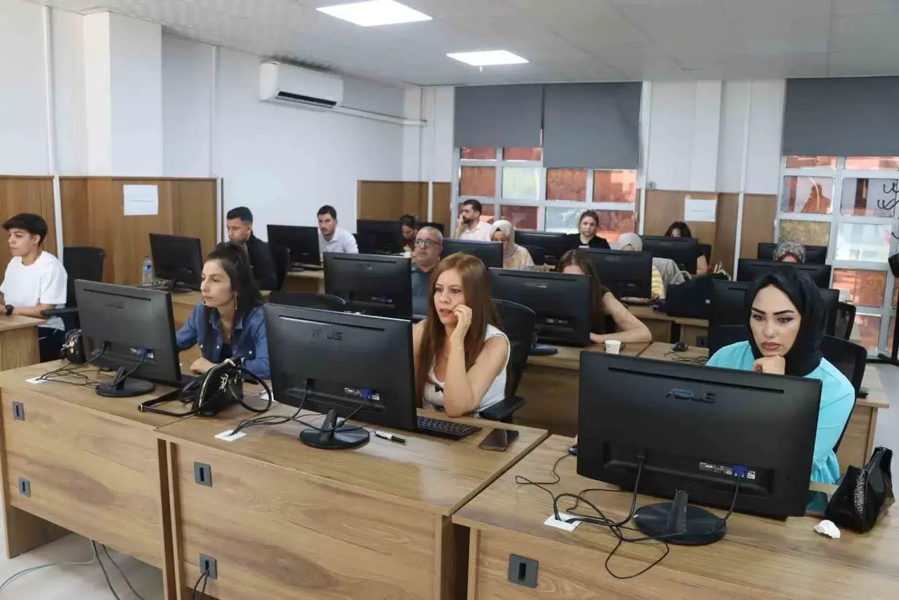 Dijital yetkinliklerinizi geliştirmek için fırsat: Sultanhisar'da yeni dönem başlıyor