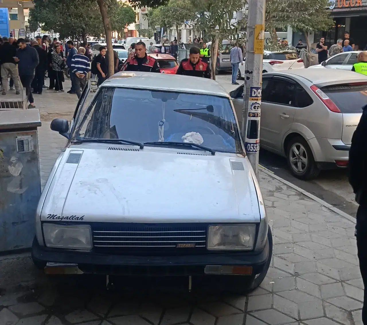 Soma’da nefes kesen kovalamaca: Polisten kaçarken trafoya çarptı