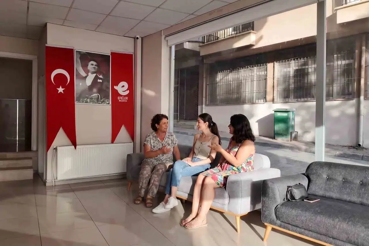 Efeler'de kadınlara özel bütçe dostu konaklama dönemi