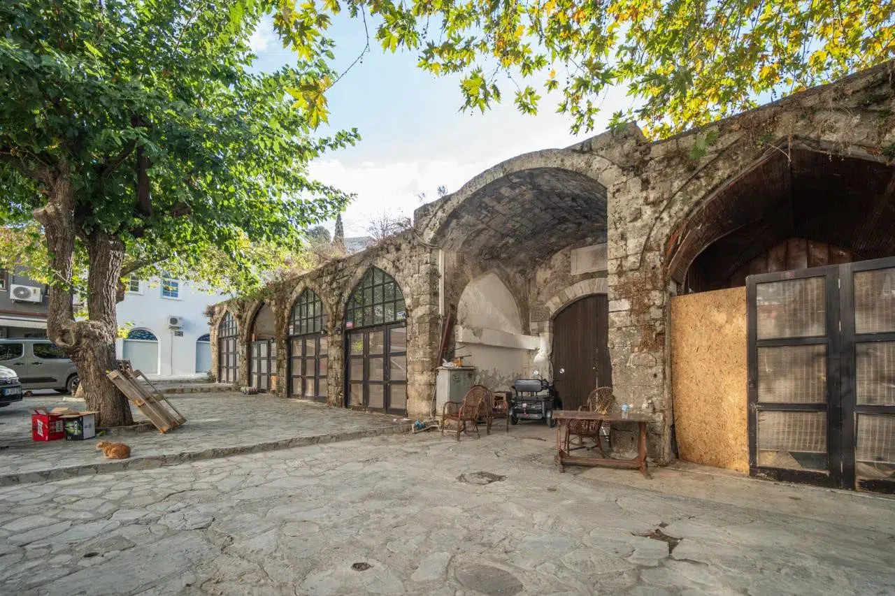 Marmaris’in 500 yıllık hafızası yeniden canlanıyor: Kervansaray için geri sayım başladı