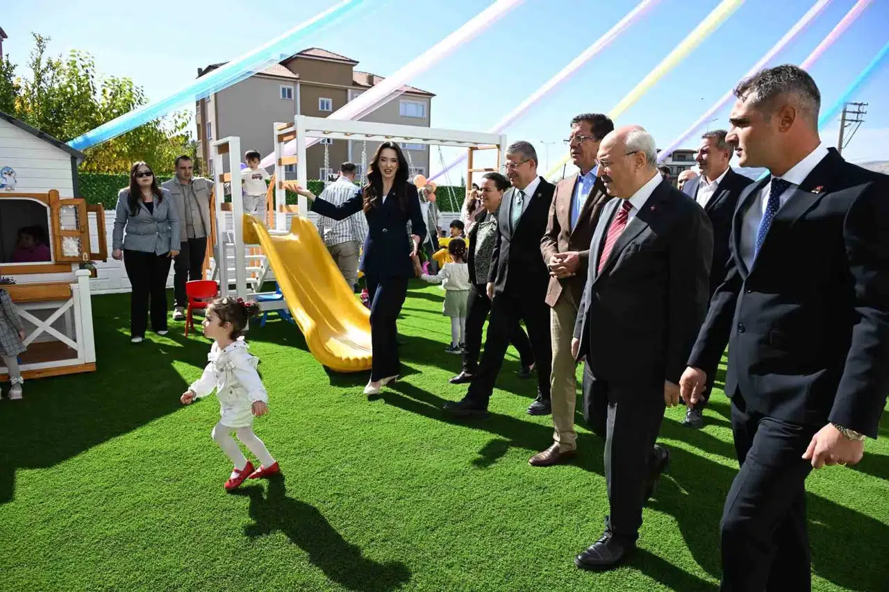 Çivril’de miniklere modern eğitim yuvası: Deniz Yıldızı kapılarını açtı
