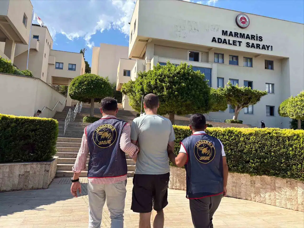 Muğla’da jandarmadan suçlulara göz açtırmayan hafta: 27 tutuklama