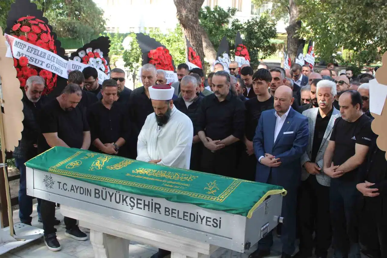 Aydın'da şüpheli ölüm: Bülent Tezcan saldırısının faili son yolculuğuna uğurlandı