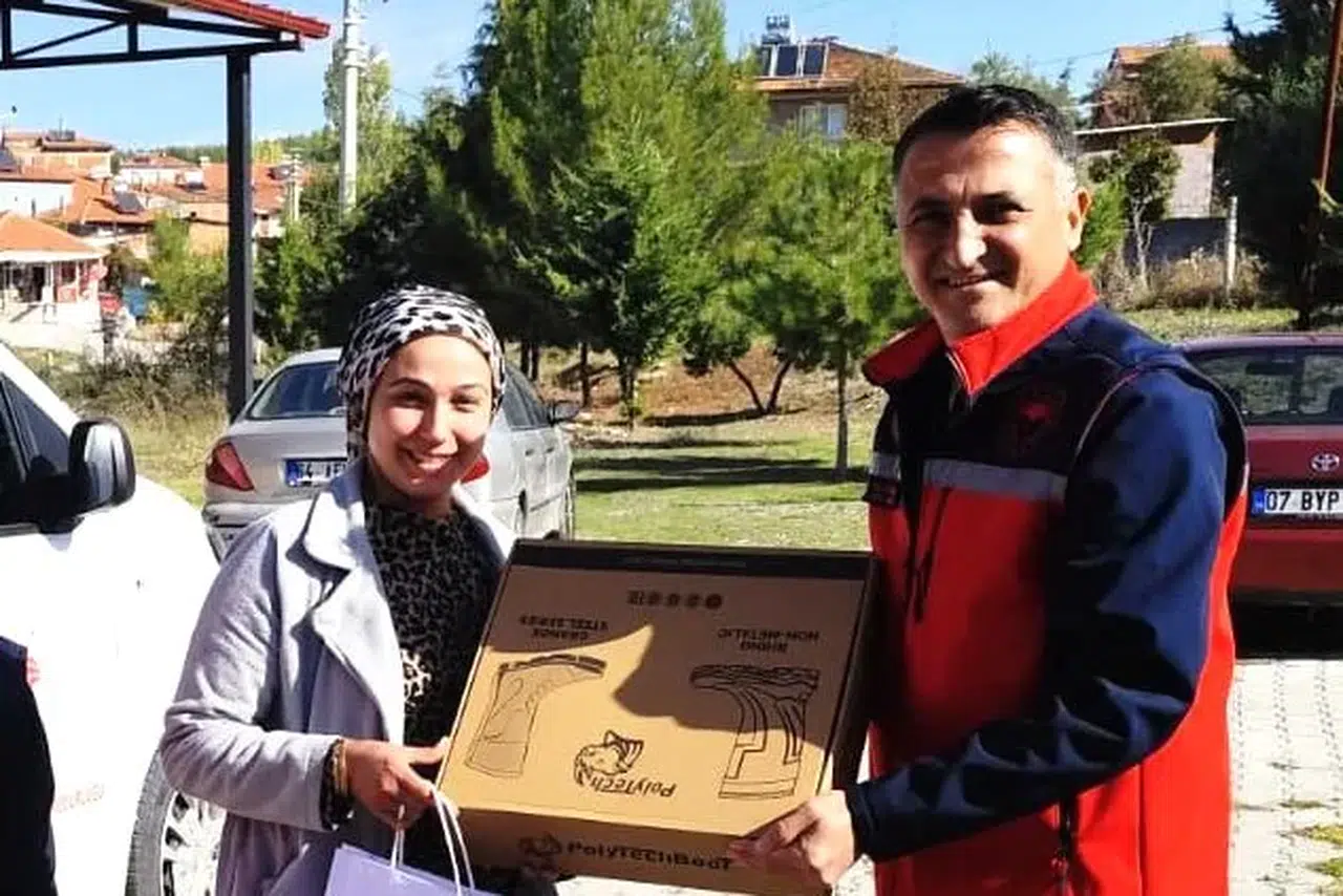 Uşaklı üreticiler modern hayvancılık için kolları sıvadı: 48 kişiye sertifika