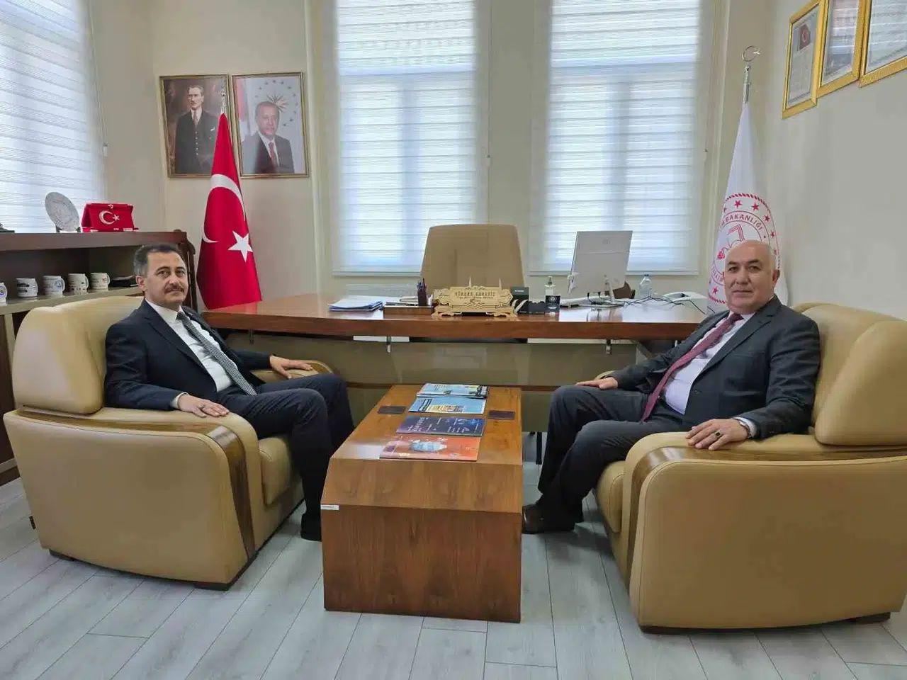 Afyonkarahisar’da eğitimde güç birliği: İki ilçe ortak akıl için buluştu