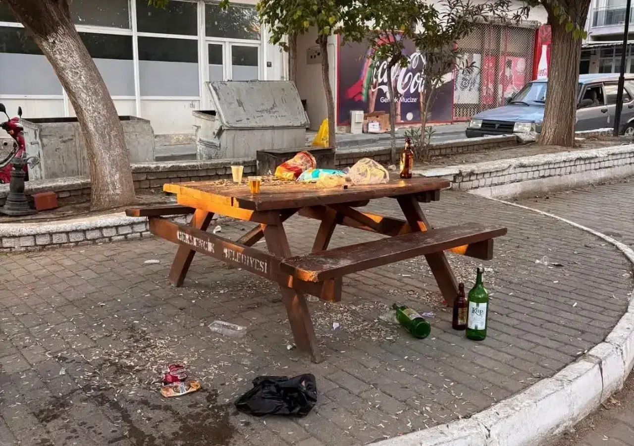 Germencik’te temizlik isyanı: Başkan Zencirci’den vatandaşlara ortak yaşam çağrısı