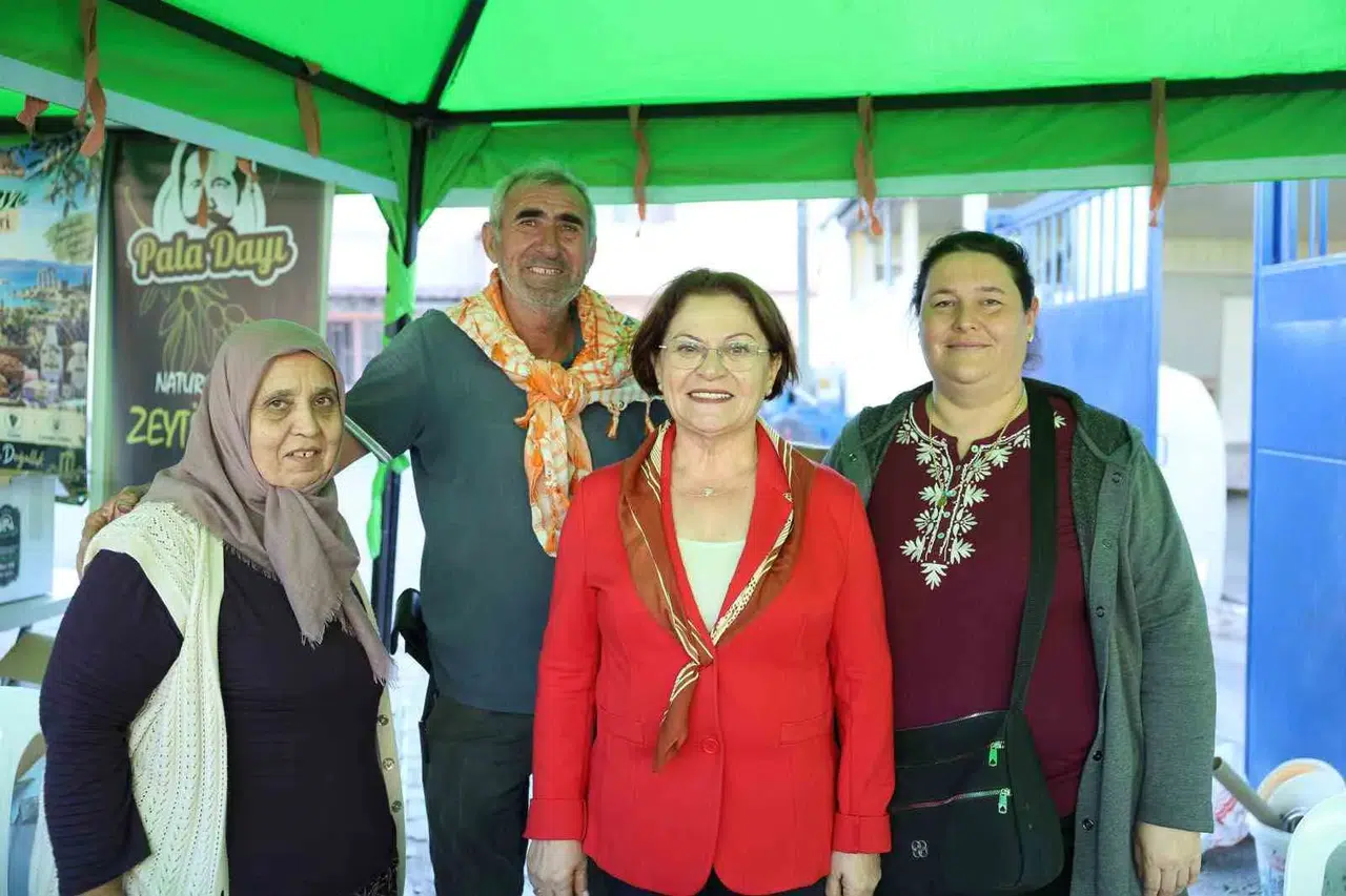 Didim’de toprak bereketi şenlikle taçlandı: Üreticinin emeği dört gün boyunca sahnedeydi