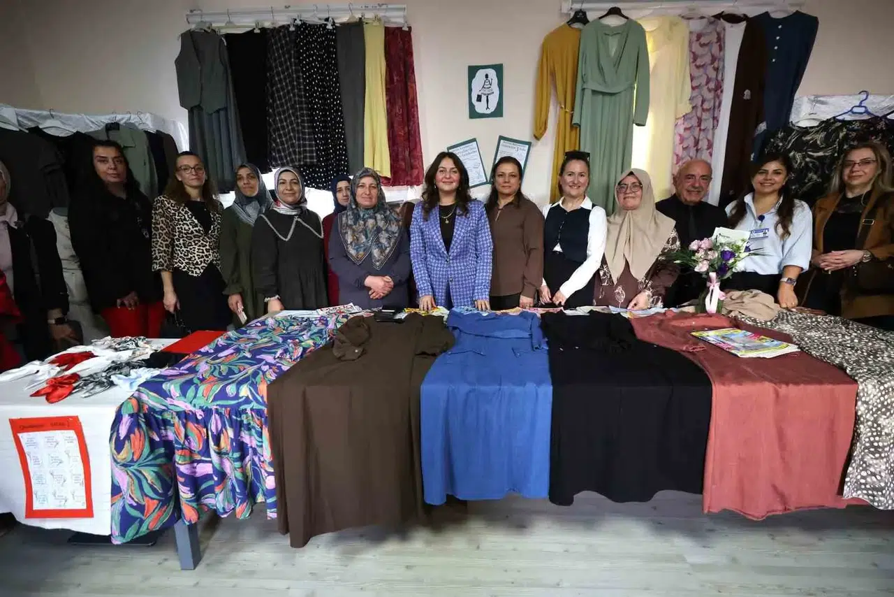 Yunusemre'de el emeği göz nuru eserler görücüye çıktı