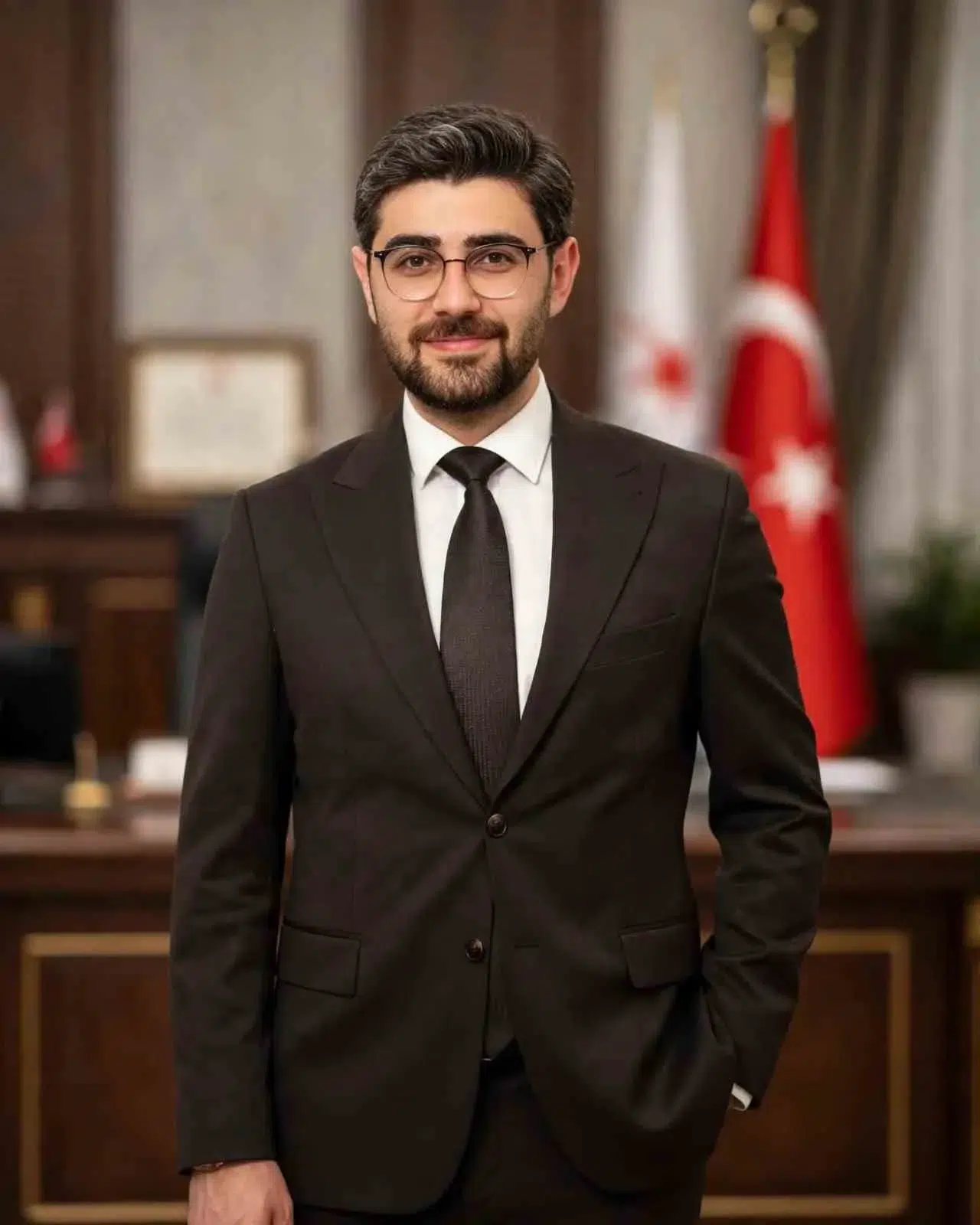 Bolvadin hukuk camiasında yeni dönem: Sandıktan Samet Özaydın çıktı