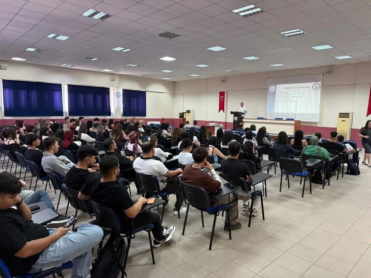 Bozdoğan MYO’da yeni dönem heyecanı: Öğrencilere rehberlik eğitimi verildi