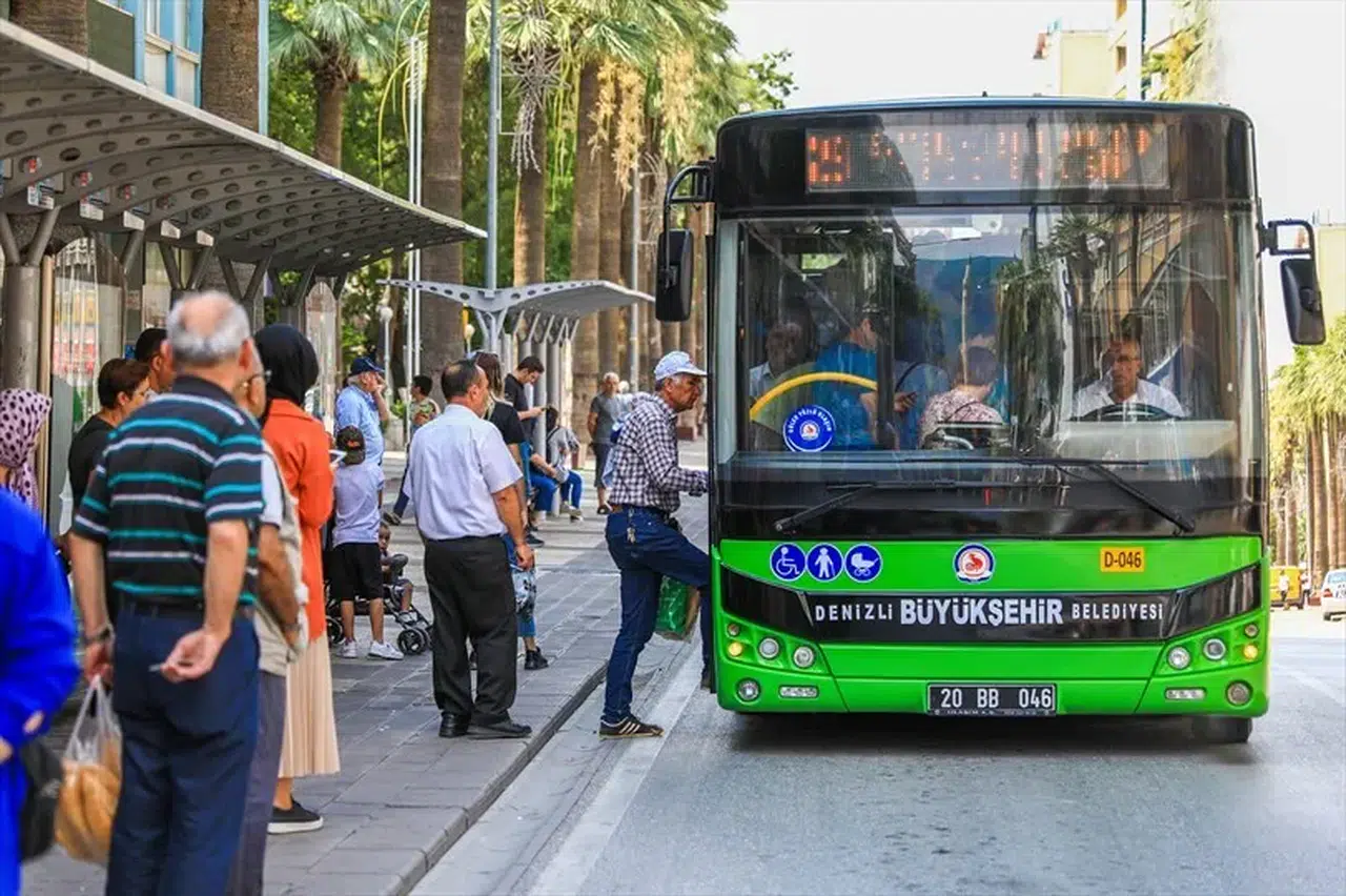 Denizli'de hafta sonu ulaşım planı değişti: O cadde trafiğe kapatılıyor