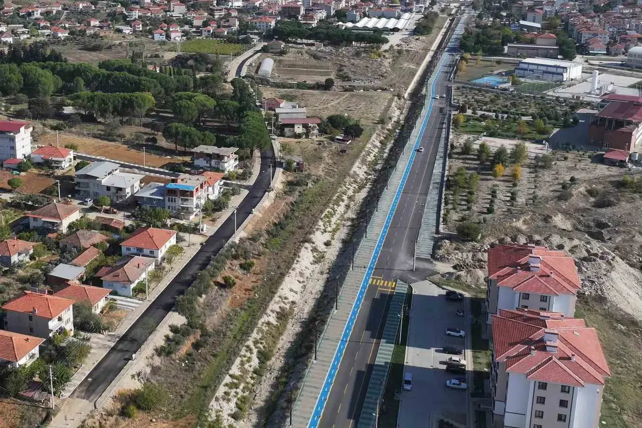 Köprübaşı’nda ulaşım konforu için düğmeye basıldı: Başkan Dutlulu çalışmaları yerinde denetledi