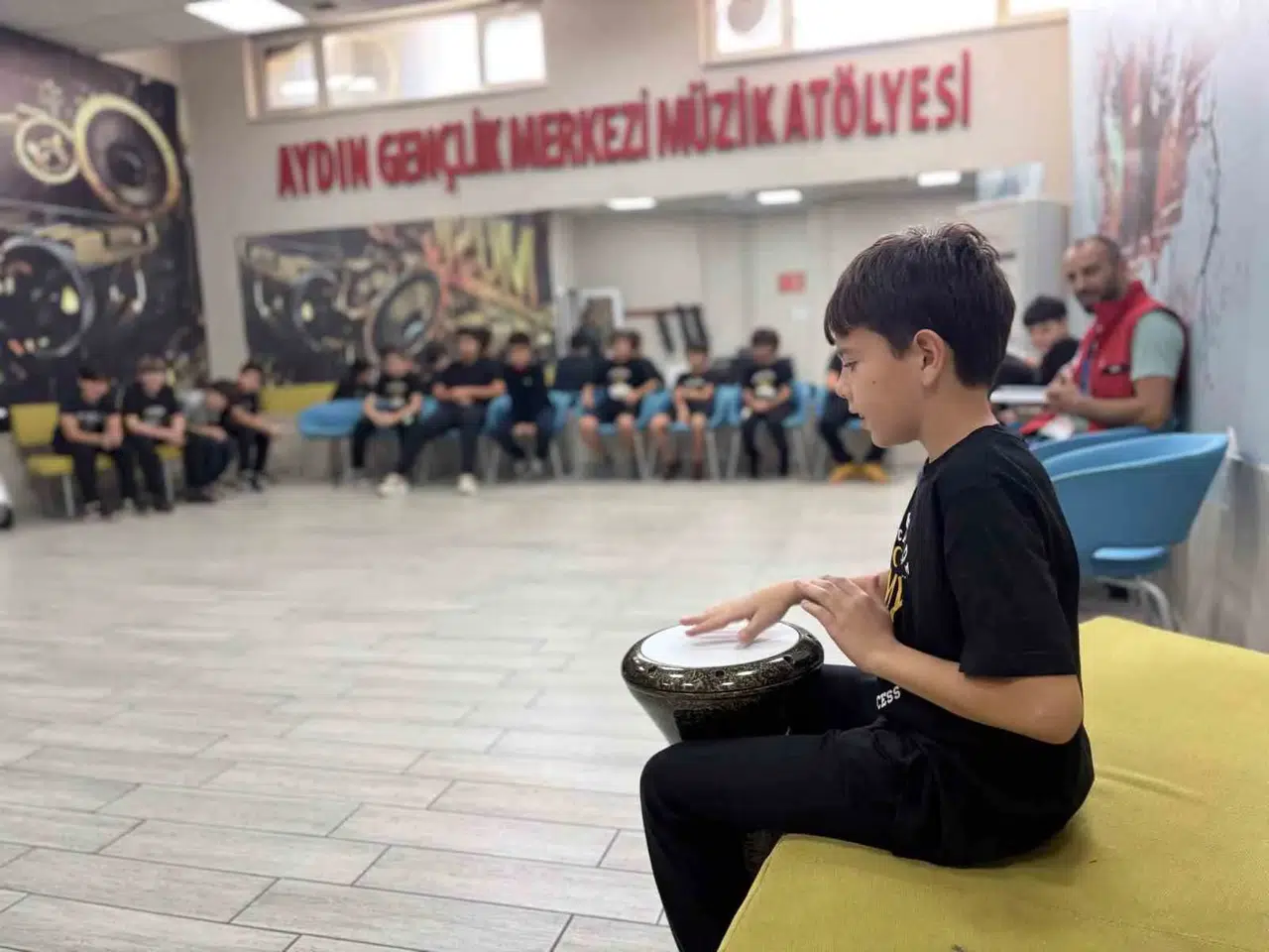 Minik öğrenciler teknolojinin kalbine girdi: Aydın’da atölye turu