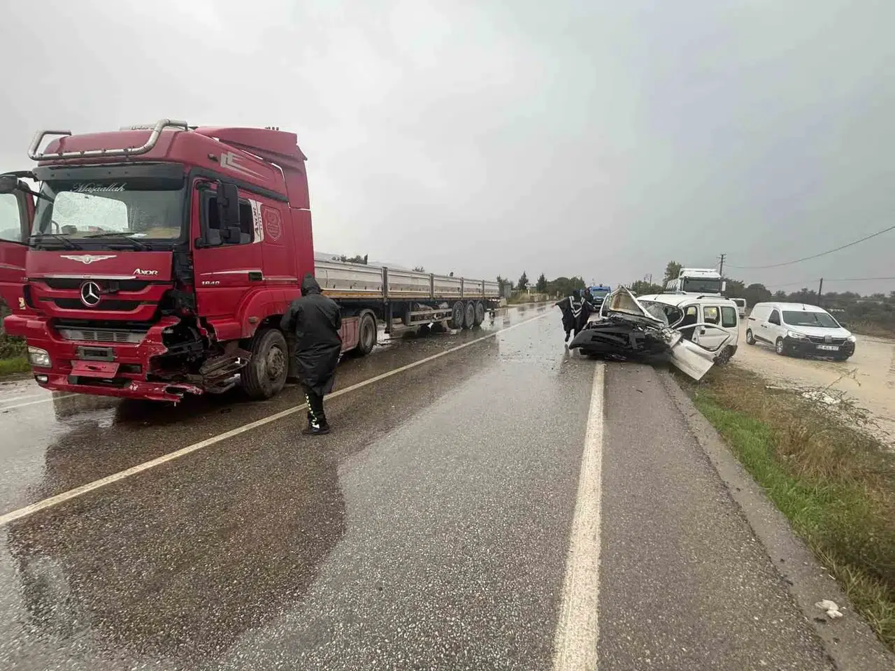 Ödemiş yolunda acı bilanço: Hatalı sollama faciaya yol açtı