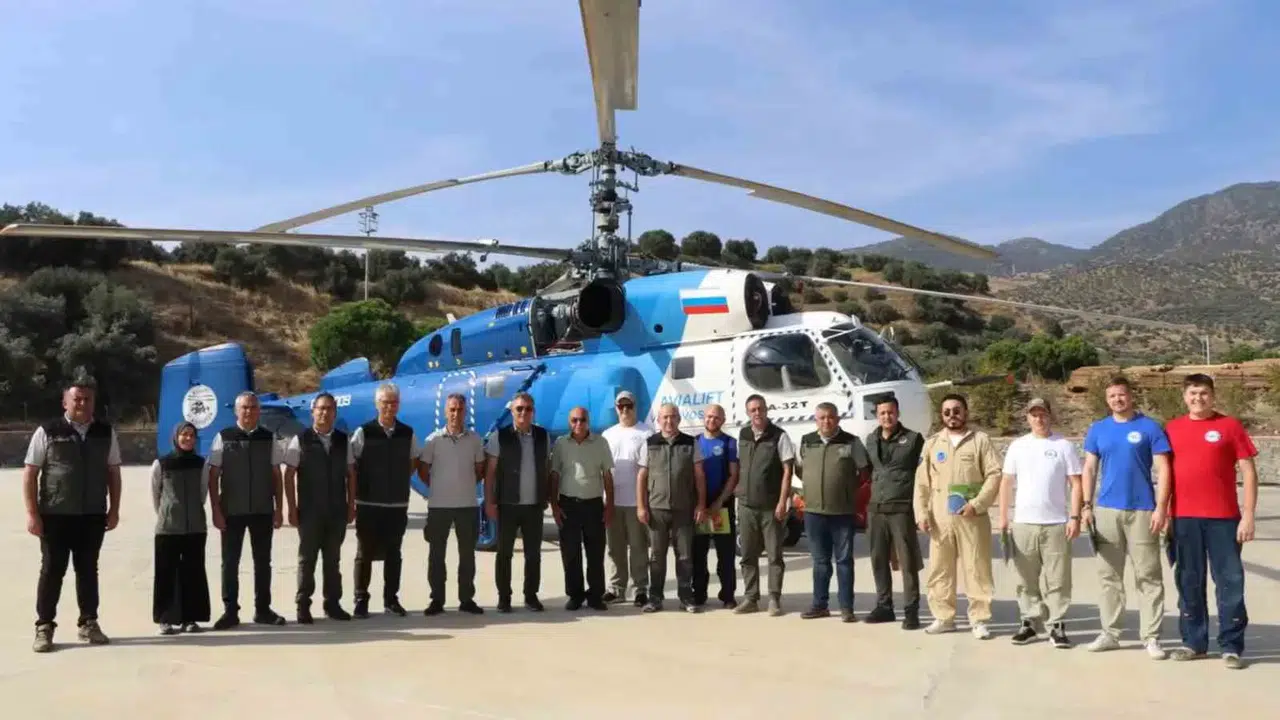 Gökyüzünün kahramanlarına veda: Muğla'da yangınla mücadele eden ekiplere onur belgesi