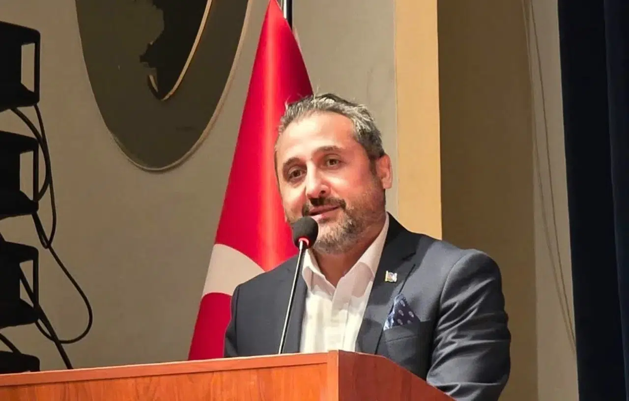 İZAZDER’den dijital dünyada kardeşlik uyarısı: Tartışmalar dostluğu gölgelememeli