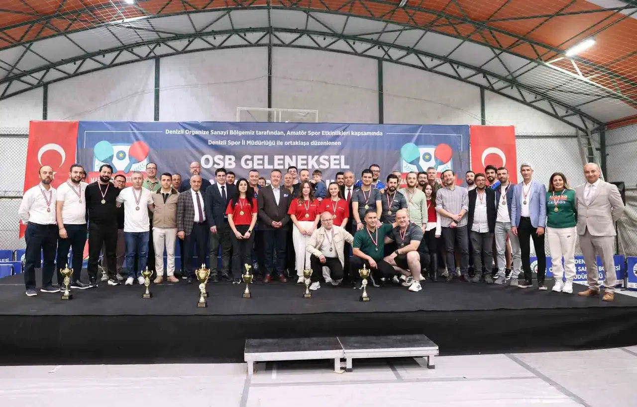 Denizli OSB’de raketler dostluk için konuştu: Şampiyonlar kupalarına kavuştu