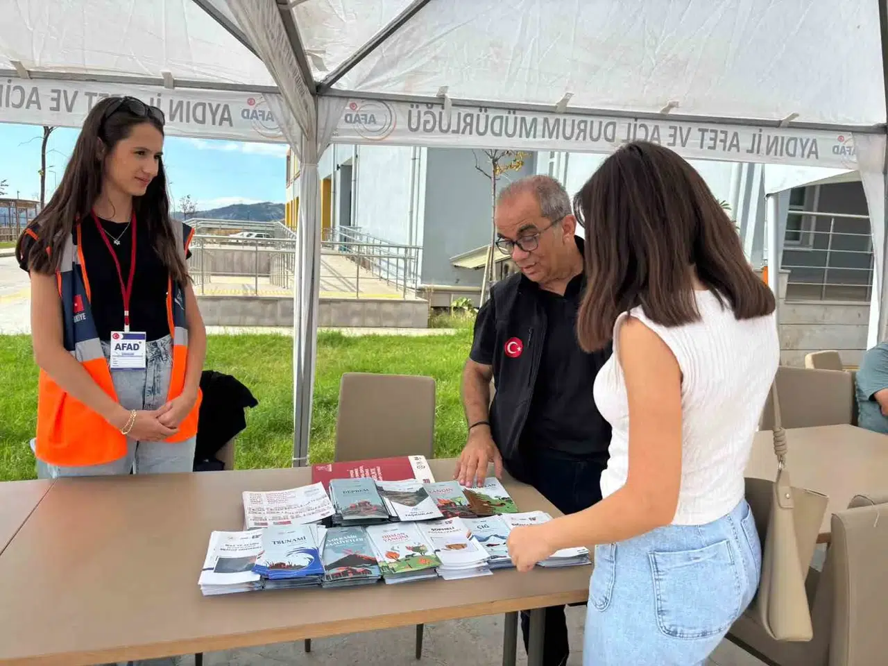 Gençlerin afetlere karşı direnci artıyor: Yurtlarda kapsamlı eğitim seferberliği