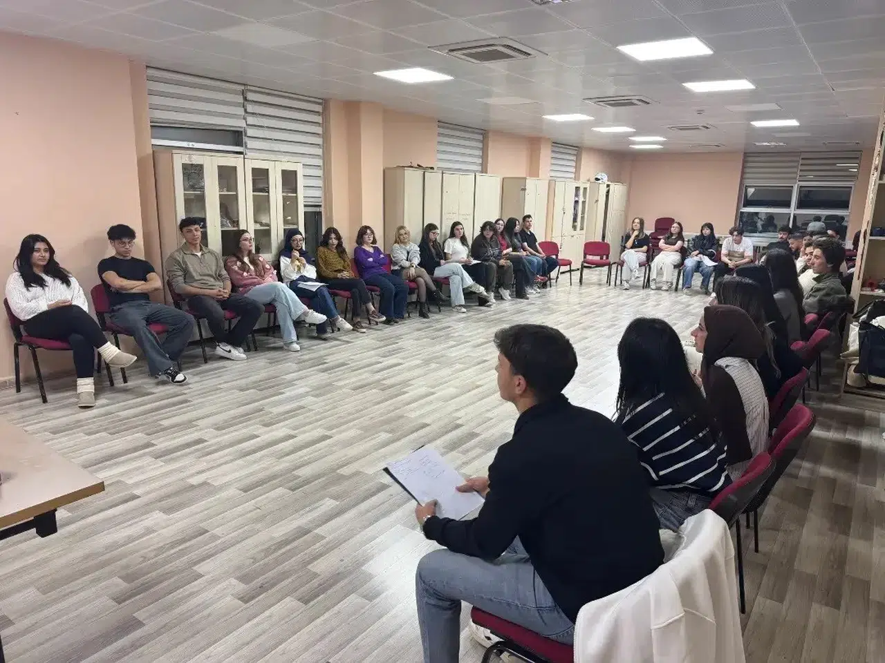 Menteşe’de genç beyinler geleceği tasarlıyor: Fikirler masaya yatırıldı
