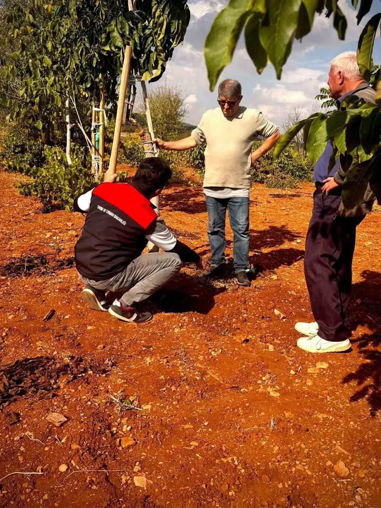 Bekilli’de bereketin anahtarı toprak analizinde aranıyor