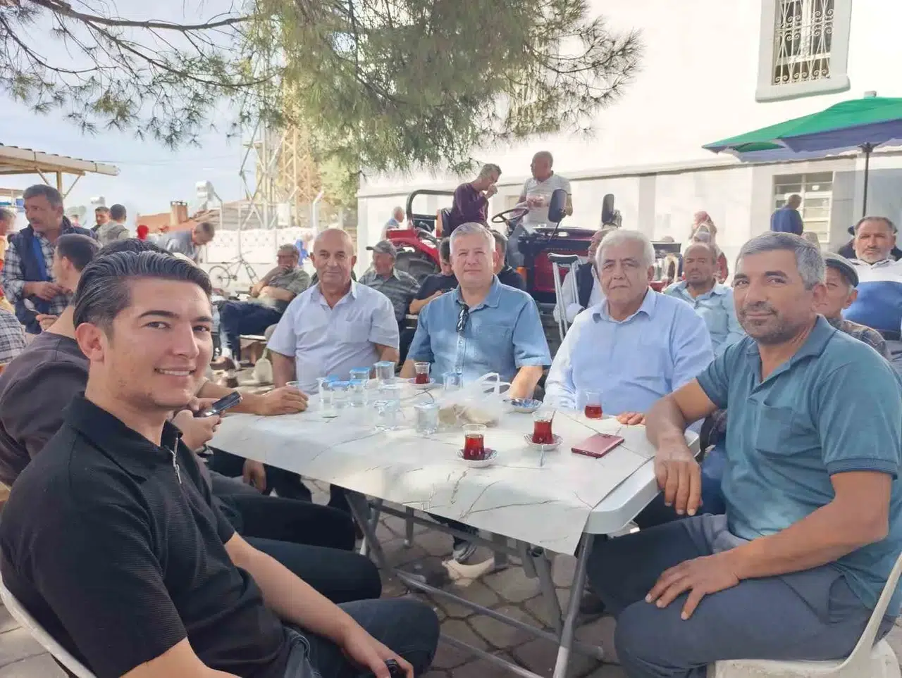 Yakaköy’de geleneksel buluşma: Hasret gideren sofralar kuruldu