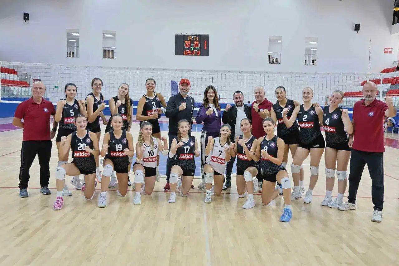 Söke'nin Sultanları parkede fırtına gibi esti: İzmir ekibine geçit yok