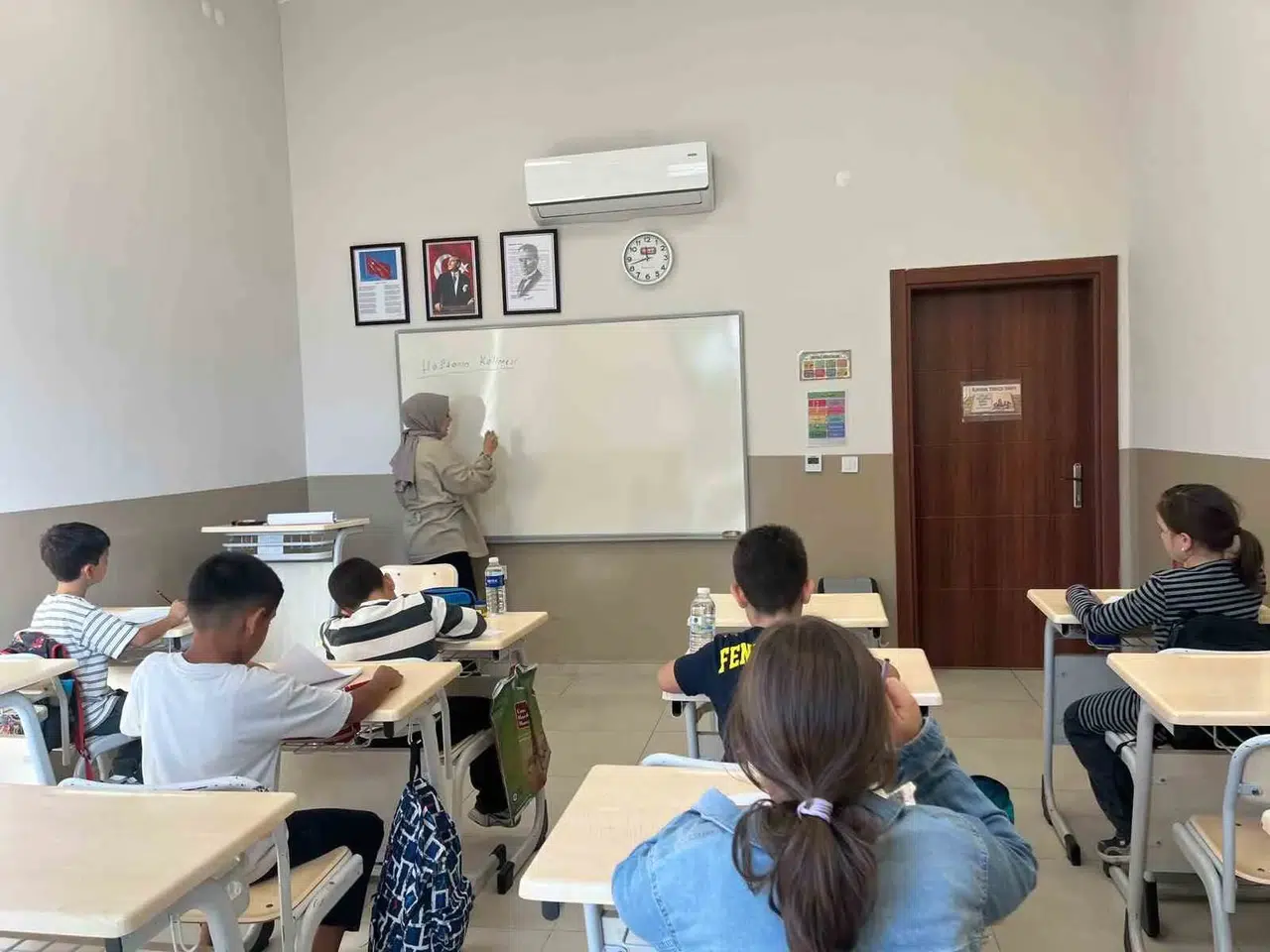 Şehzadeler’de minik öğrencilere akademik destek eli uzandı