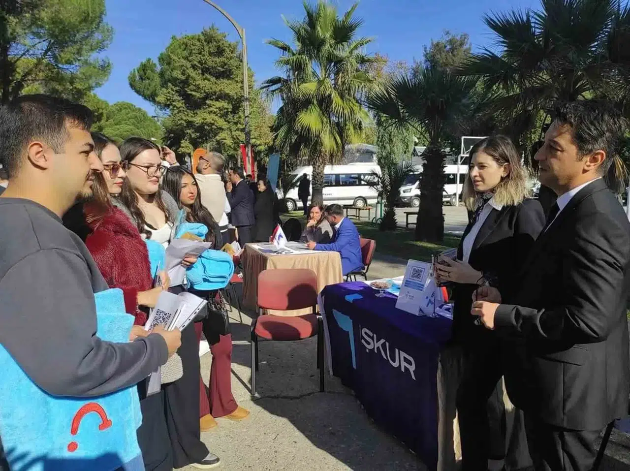 Diplomalı işsizliğe Muğla modeli: Mezunları işe yerleştirmede rekor kırdı