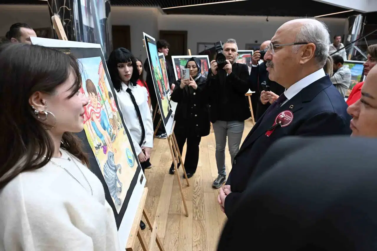 Denizli’de Cumhuriyet coşkusu salonlara taştı: 103. yıl kutlamaları unutulmaz anlara sahne oldu