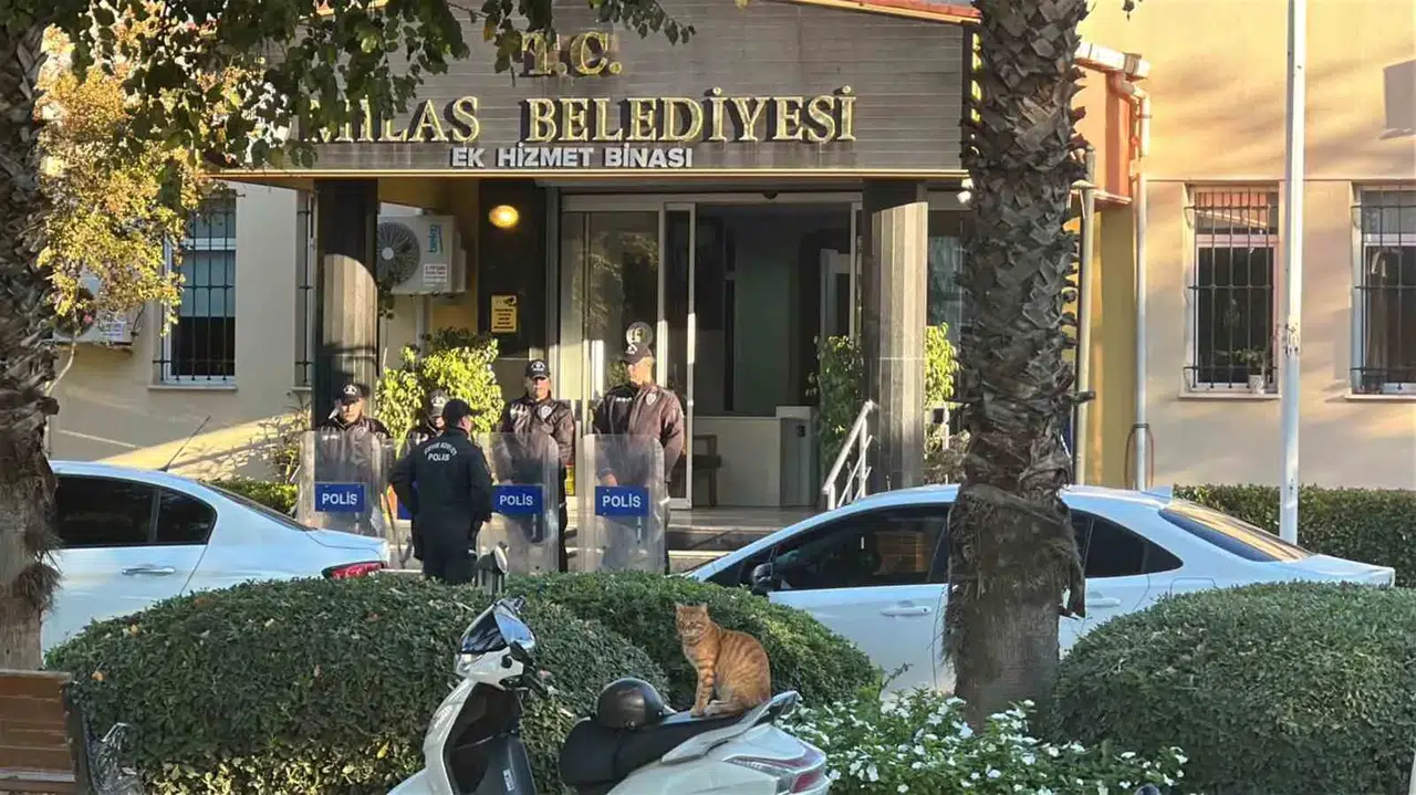 Milas Belediyesinde 2,5 milyarlık vurgun iddiası: Belediye Başkanı dahil 29 gözaltı