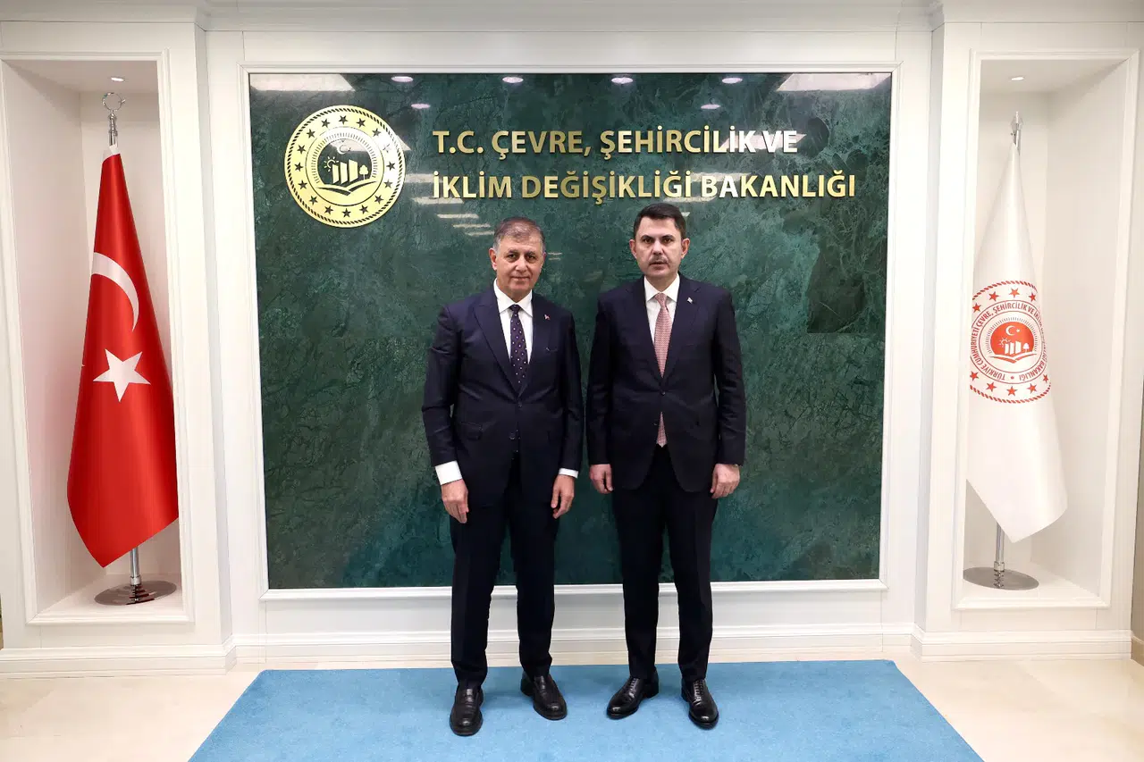 Başkan Tugay, Bakan Kurum'u ziyaret etti