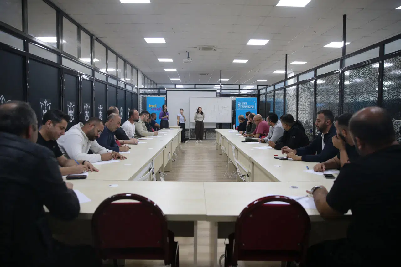 Konak’ta babalara özel destek: BADEP başladı