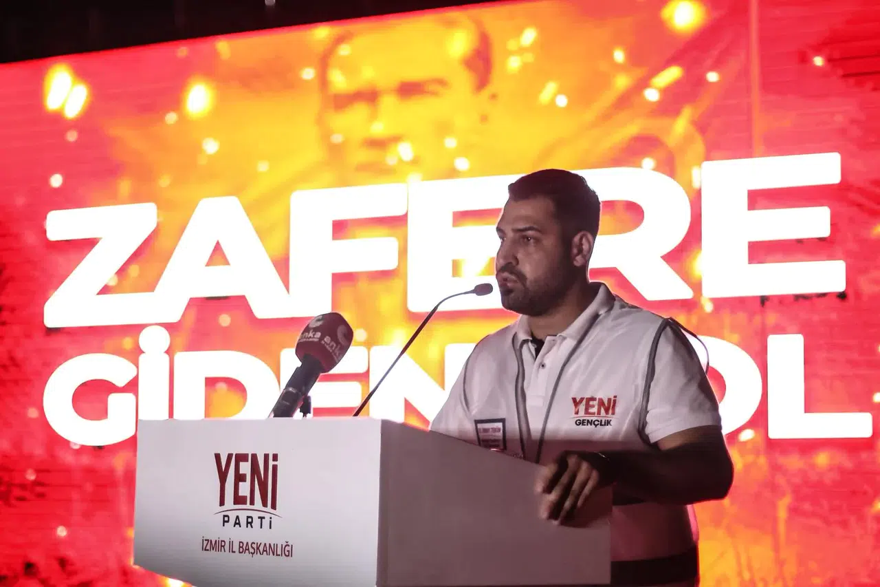 YENİ Parti İzmir Gençlik Kolları Başkanı Efe Orbay Tekün'den açıklama