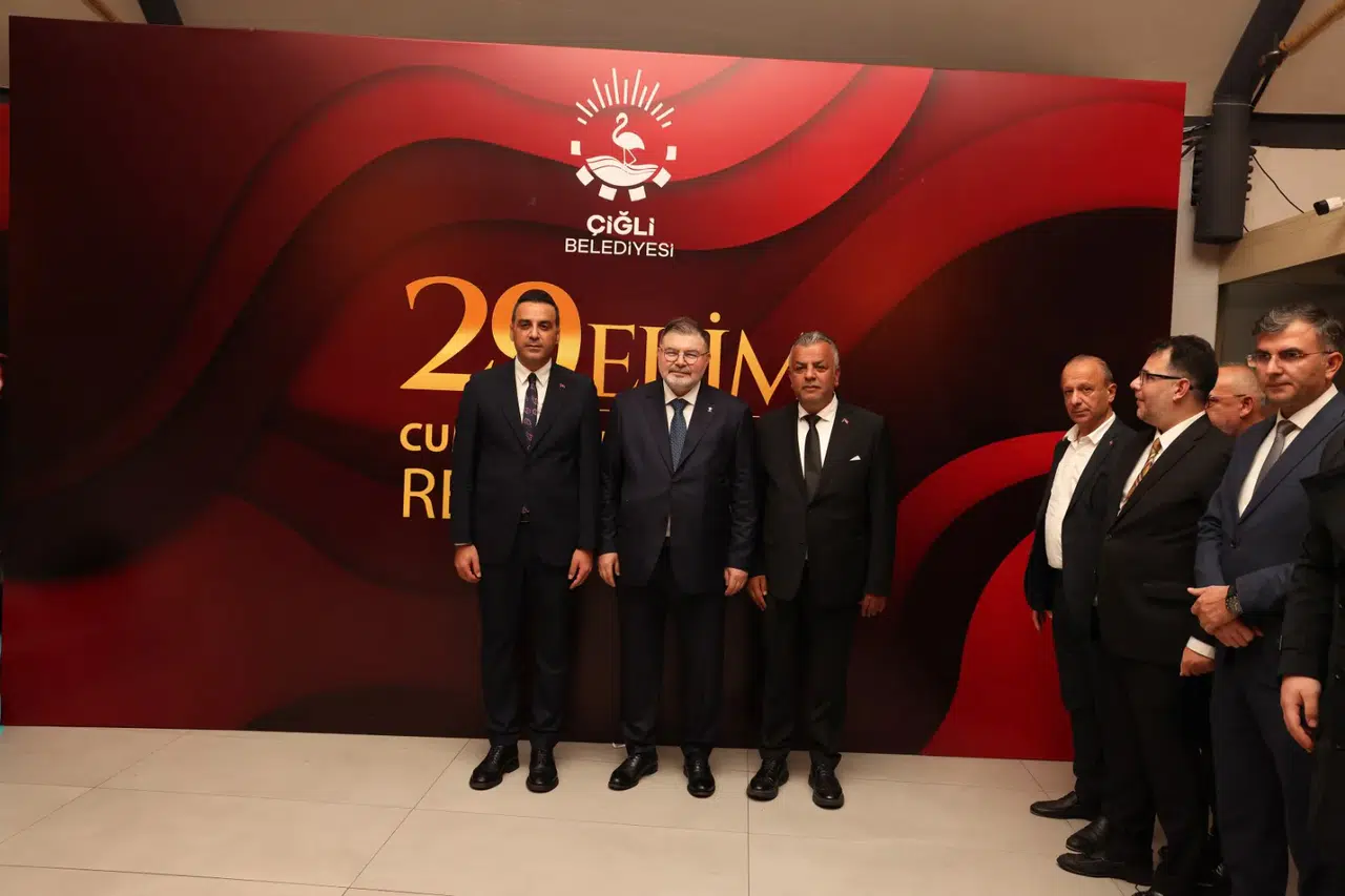 Çiğli’de Başkan Yıldız’ın ev sahipliğinde Cumhuriyet Bayramı resepsiyonu