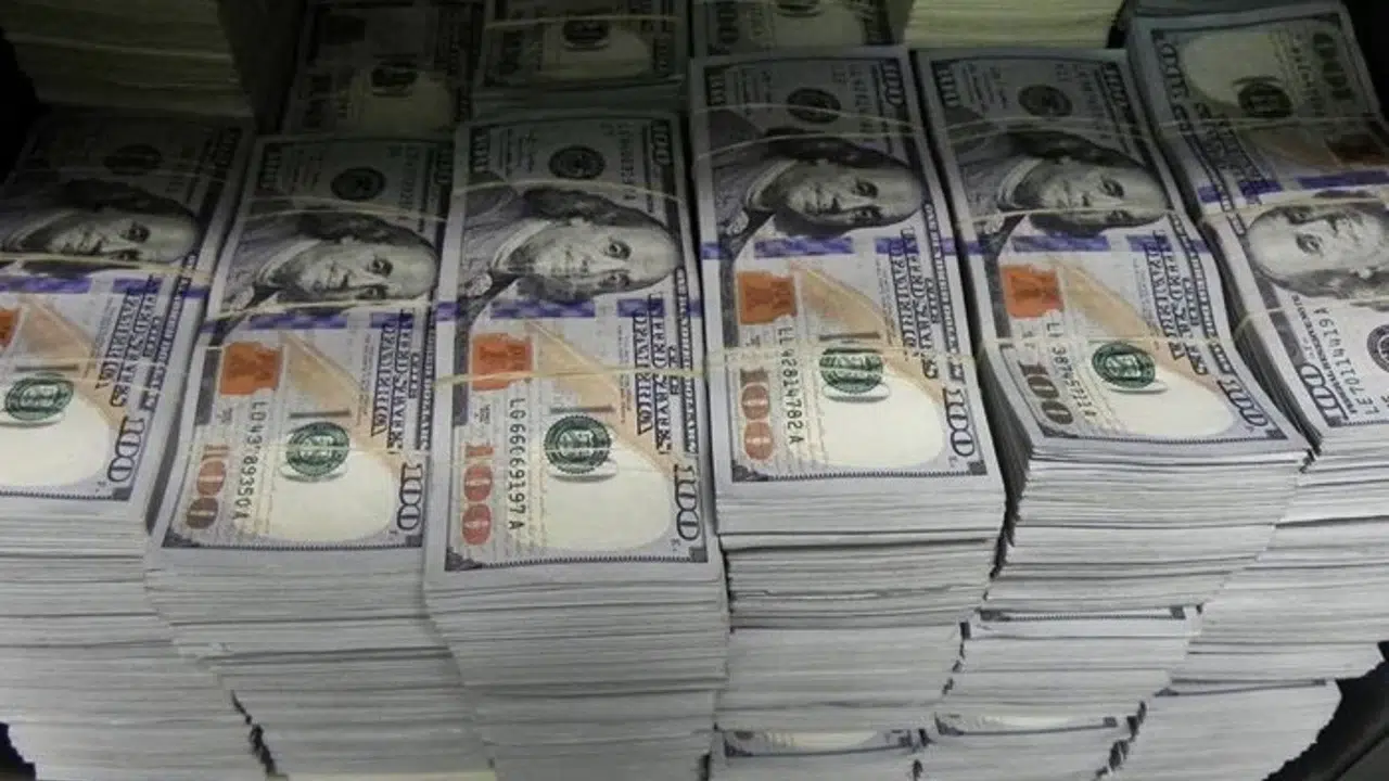 Dolar/TL 49,62 seviyesinden işlem görürken gözler TCMB faiz kararında