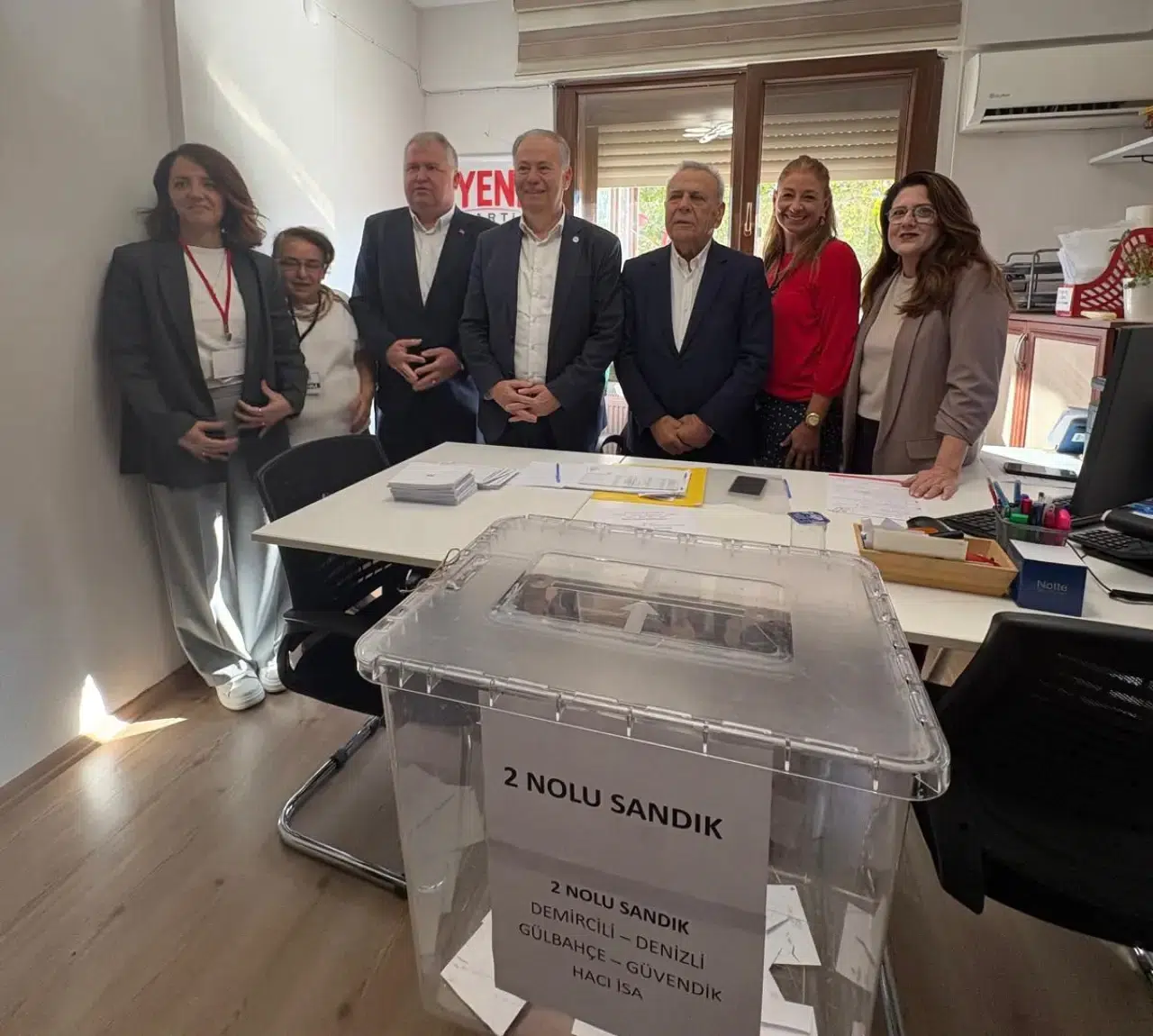 Aziz Kocaoğlu Oyunu Urla’da Kullandı