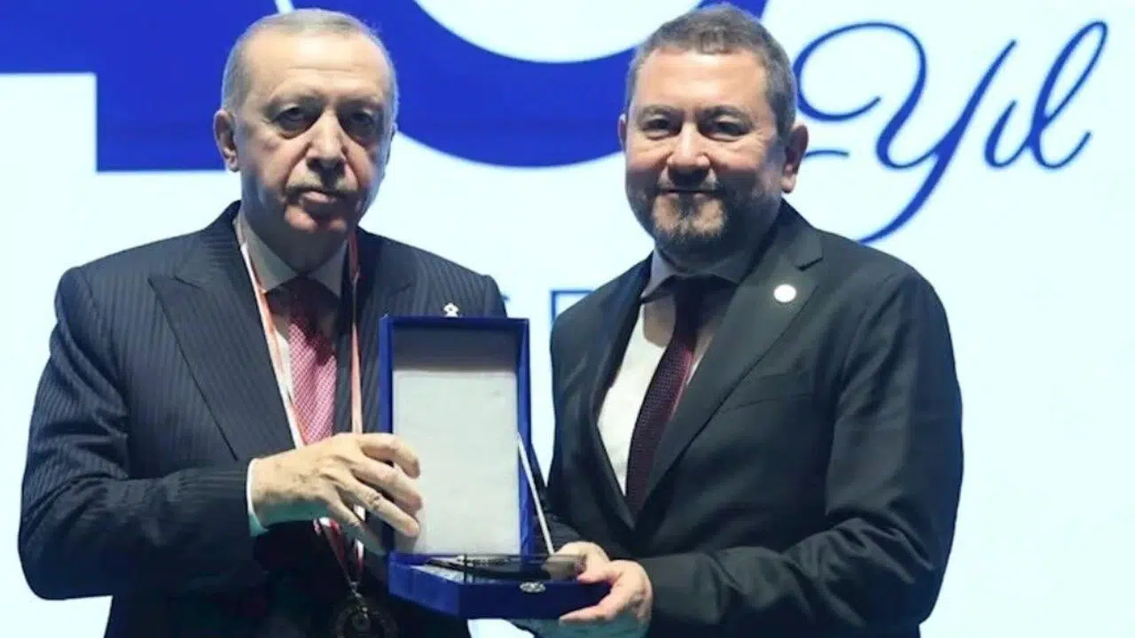 Cumhurbaşkanı'ndan plaket almıştı: İzmirli iş insanlarına SPK'dan şok suç duyurusu