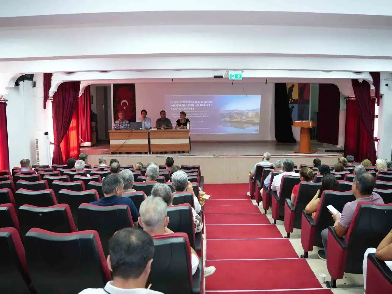 Köyceğiz eğitiminde yeni dönem rotası çizildi: Müdürler zirvede buluştu