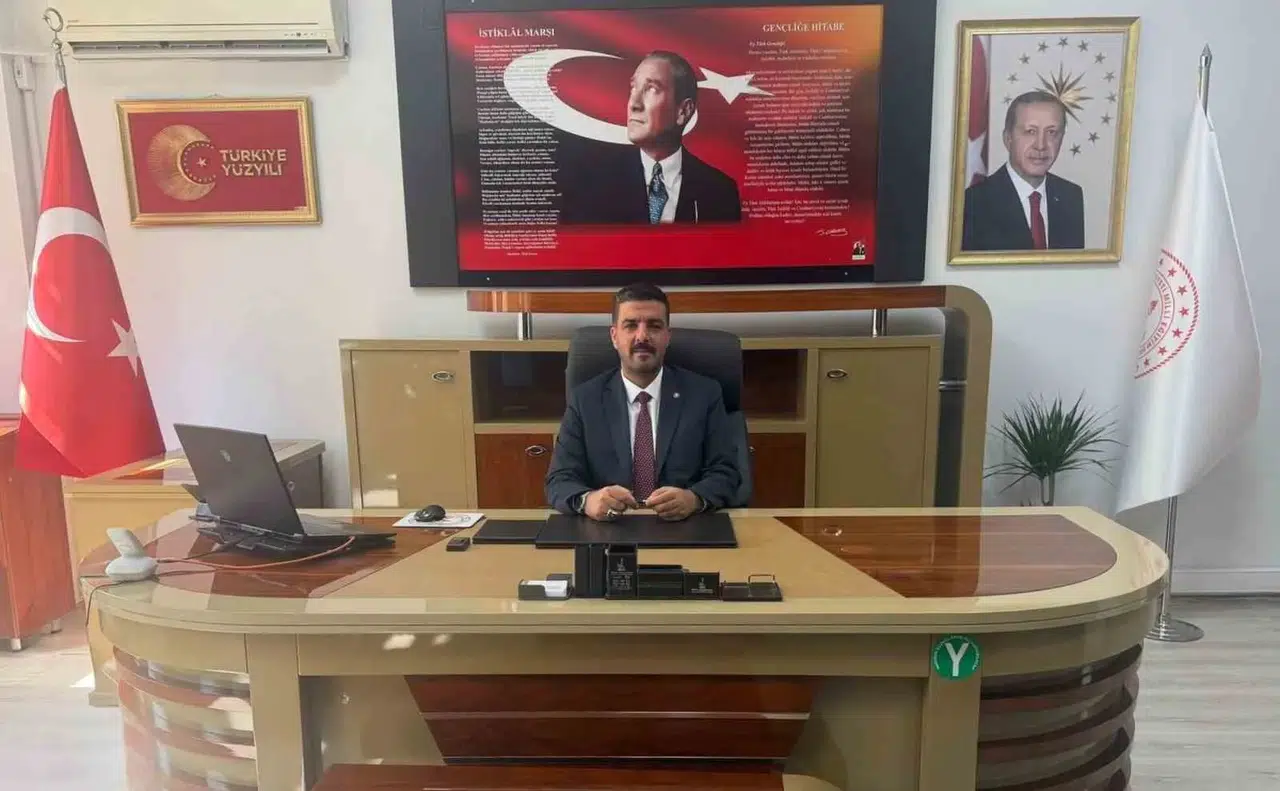 Yunusemre eğitiminde yeni dönem: Mehmet Emin Efe koltuğu devraldı
