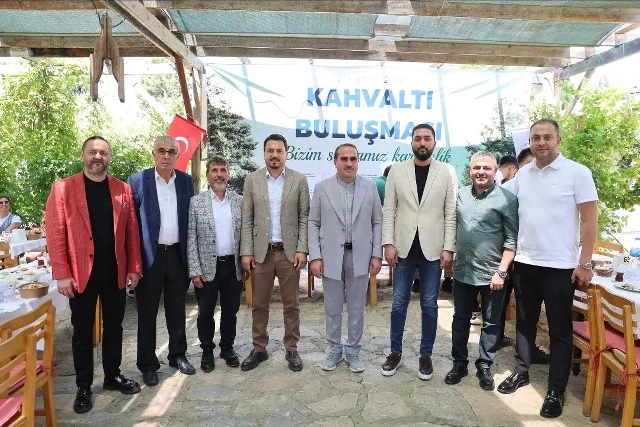 Ege'de Maraş rüzgarı: Hemşeriler Bornova'da gönül sofrasında buluştu